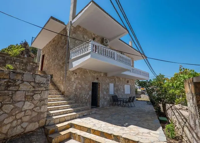 Villa Asllani Ap1